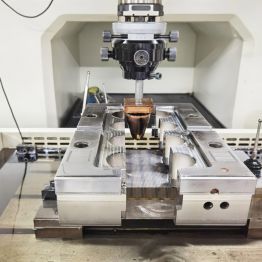 Molding Machine